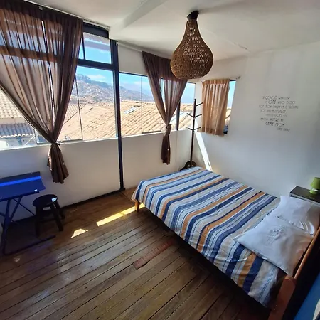 Intro Hostels Cuzco Exterior photo