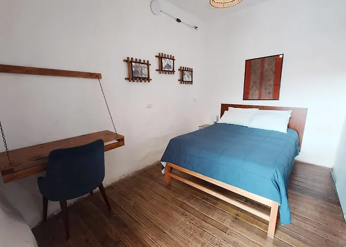 Intro Hostels Cusco