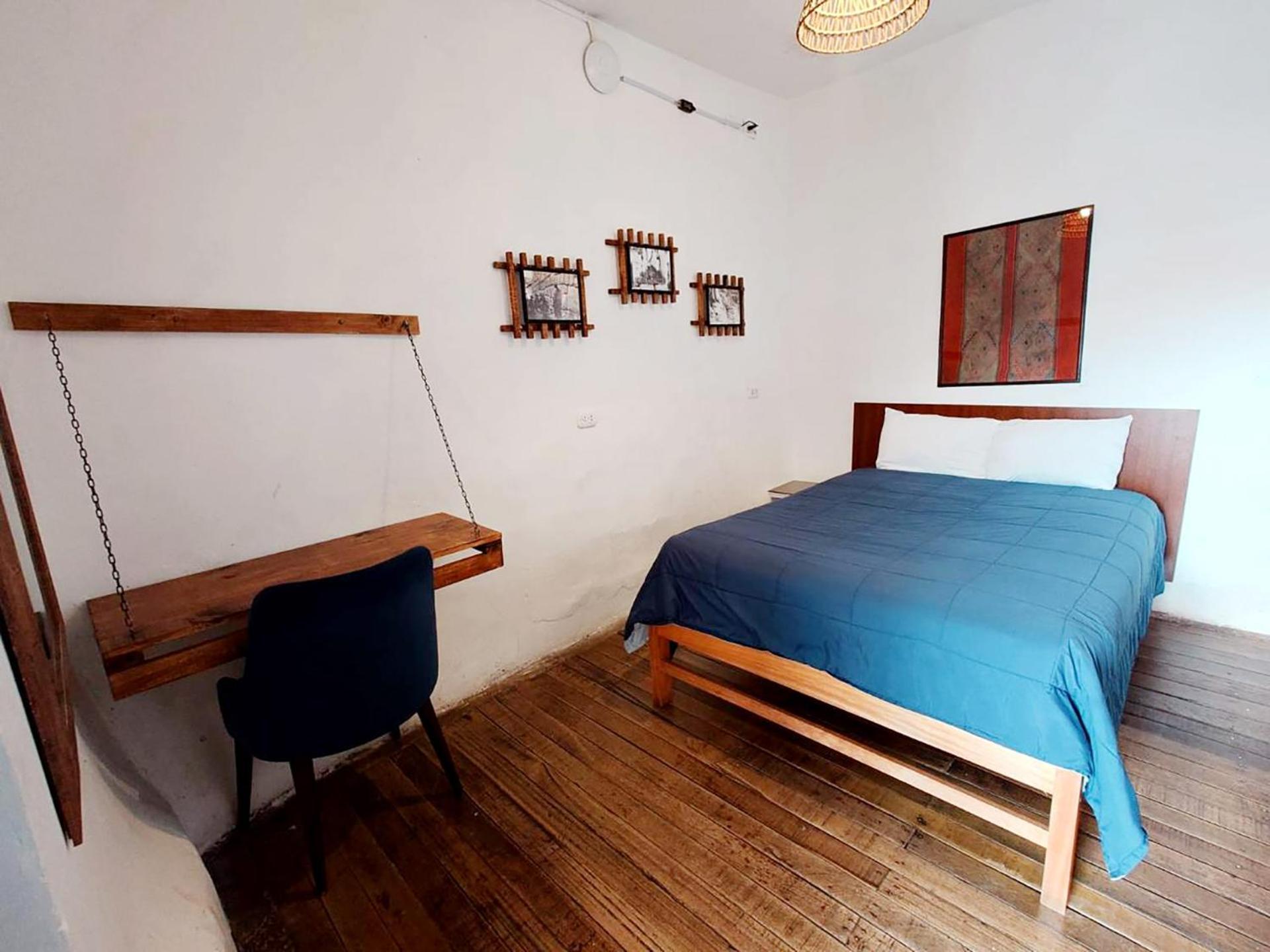 Hostel Intro *